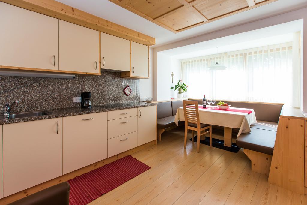 Appartamenti Genziana La Villa  Room photo
